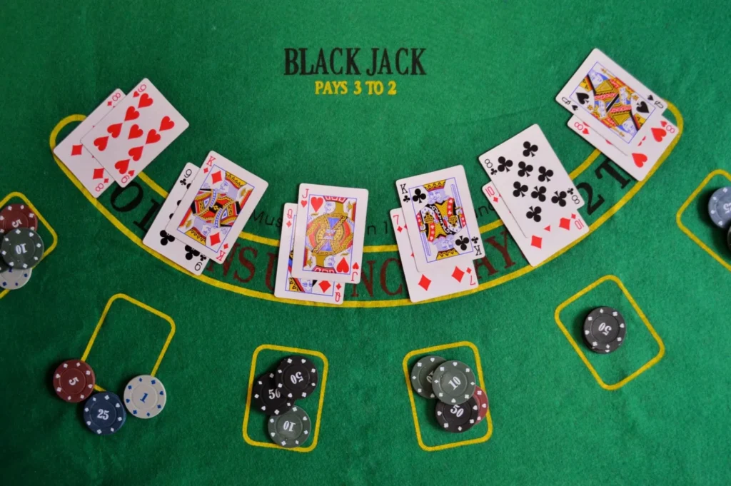 Chỉ cần nằm lòng kỹ thuật đếm bài là bạn có thể giành chiến thắng Blackjack cực dễ